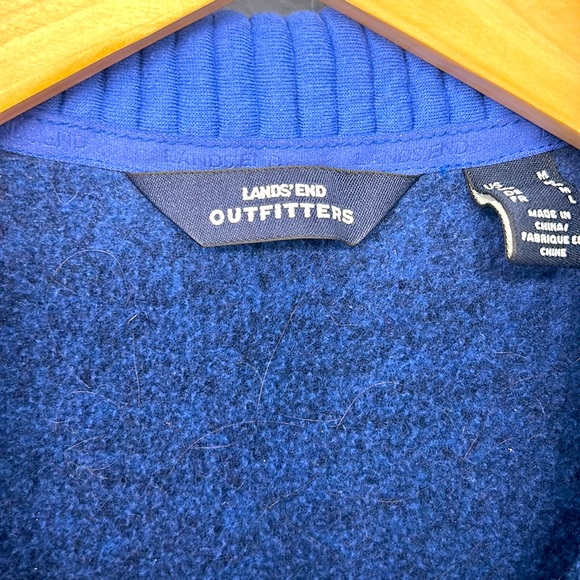 Woman’s light jacket in blue by Land’s End - Picture 7 of 7